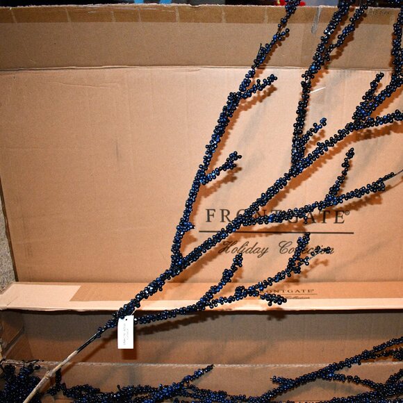 Frontgate Twig Berry Stems, Set of Six #185373   Add fresh color and texture to - Picture 6 of 8